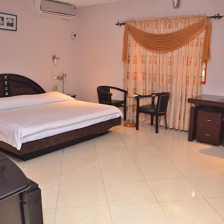 Sunview Hotel Ondo ภายนอก รูปภาพ